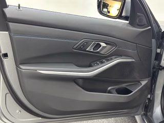 BMW 320 d xDrive M SPORT STHZ HUD ENTERTAINMENT-P INNOVATIONS-P - bilder 37