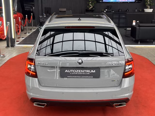 Skoda Octavia Combi V-RS 245 / PANO / ACC / LED / LANE-ASSIST / FRONT-ASSIST - foto 3