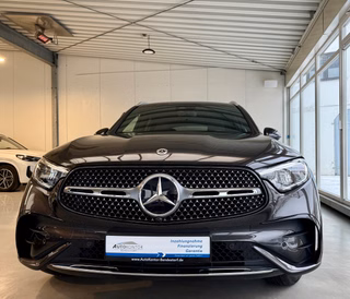 Mercedes-Benz GLC 300 4Matic AMG Line LED AHK schwenk. Kamera Leder - photo 1