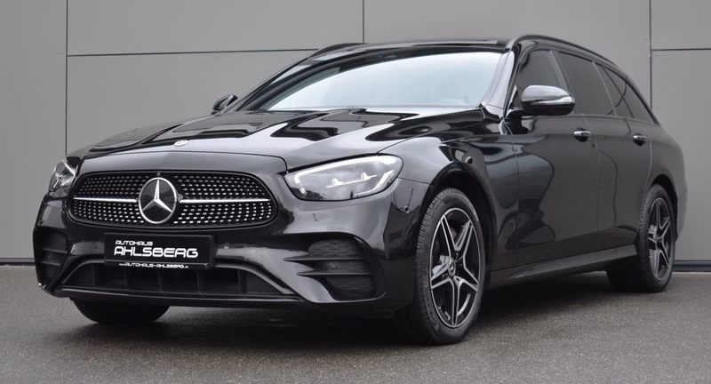 Mercedes-Benz E 300 de 4M/AMG/NIGHT/ WIDES./360°/PANO/MBUX/TEMPO.