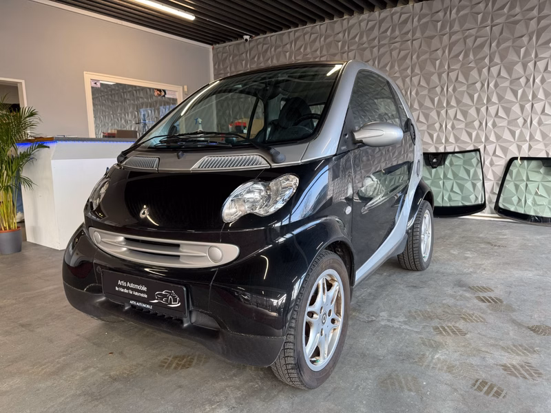 Smart fortwo coupe TÜV NEU AUTOMATIK WENIG KM ALU