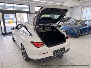 Mercedes-Benz CLA 200 Shooting Brake d 4Matic - LEDER PANO ... - photo 24