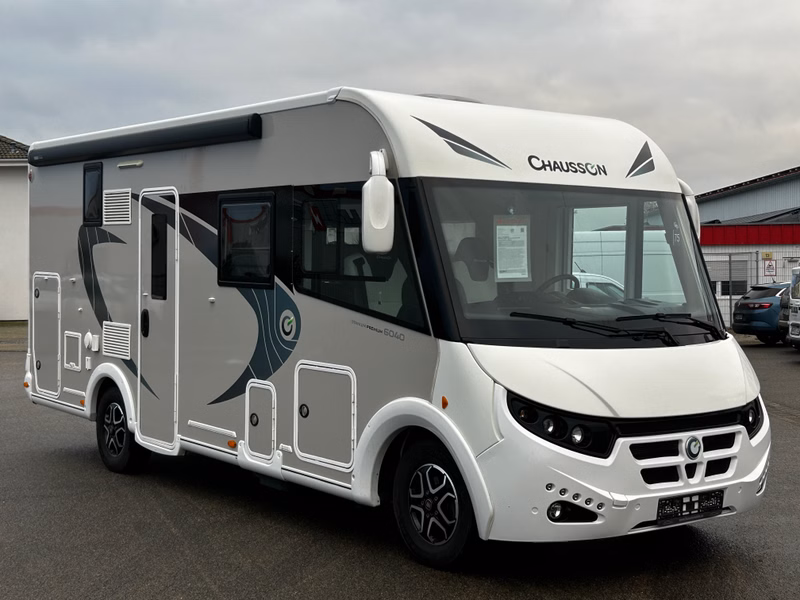 Chausson 6040 Titanium Premium 9G Clesana Sat+Tv Lithium Wechselrichter