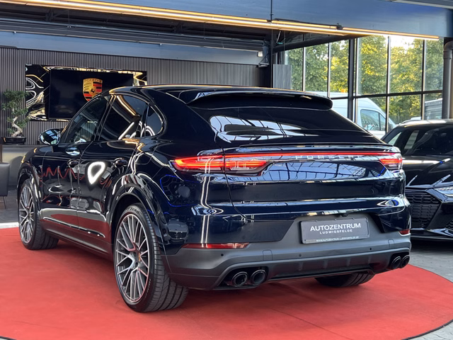 Porsche Cayenne Coupe E-Hybrid / CHRONO / ACC / PANO / LED / BOSE - foto 6