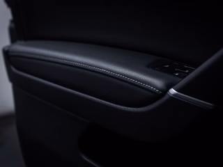 Volkswagen Golf VII 2.0 TDI Highline BI-XENON NAVI AHK SHZ - foto 8