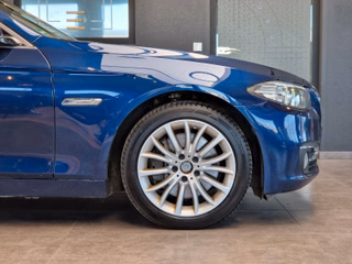 BMW 535d xDrive Luxury*Navi*Kamera*Bi-Xenon* - bilder 10