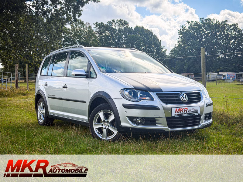 Volkswagen Touran 2.0 TDI DSG Cross SHZ/ Klima/ AHK/ ParkAss