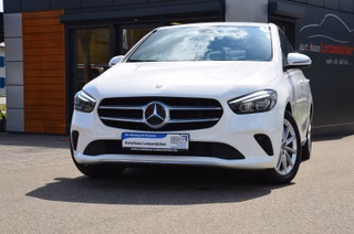 Mercedes-Benz B 200 d Digital Tacho | Eur6 d-T | AHK | Distr+ Gebrauchtwagen Kaufen | EZ 06/2019 | Preis 24.990 €
