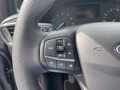 Ford Fiesta 1.0 l EcoBoost Hybrid (MHEV) ST-Line X NAVI/DAB/RFK SICHERHEITS/WINTER-PAKET ADAPTIVE LED-SCHEINWERFER KLIMAAUTOMATIK TEMPOMAT - foto 8