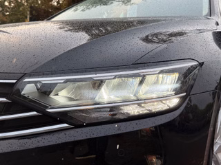 Volkswagen Passat Variant 1.6TDI*Aut.*Navi*LED*AHK*Kamera* - foto 1