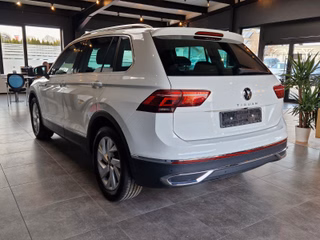 Volkswagen Tiguan Elegance 2.0TDI*MATRIX LED*1.HAND*AHK*ACC - bilder 5