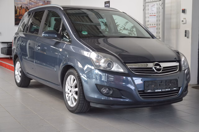 Opel Zafira B Innovation |7SITZ|AHK|PDC|MFL|XENON Gebrauchtwagen Kaufen | EZ 09/2008 | Preis 2.990 €