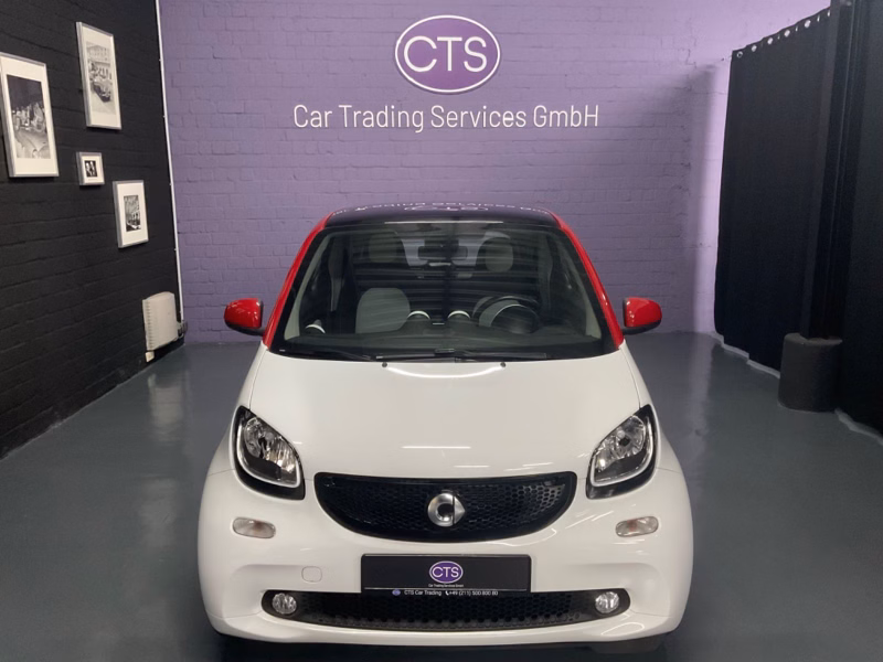 Smart ForTwo coupe Basis 52kW Panoramadach/ 17671 Km