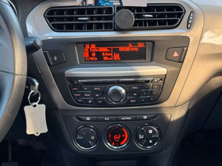 Citroën C-Elysée Selection 1.6*Klimaautomatik*Tempomat* - bilder 6
