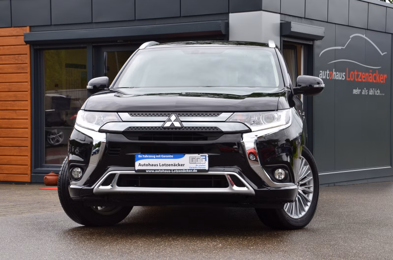 Mitsubishi Outlander 2.4 PHEV 4WD HYBRID 5Jahre Garantie Tempomat | RFK | LEDER