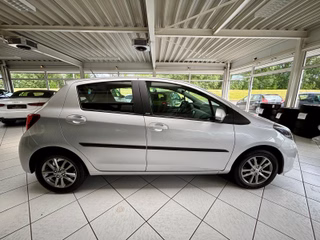 Toyota Yaris Edition-S 1,3l Aut. Kamera Bluetooth - bilder 9