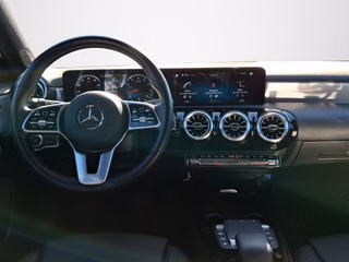 Mercedes-Benz A 250 Progressive AUTOMATIK / PANORAMA / E-SITZE / NAVI / LED - foto 5