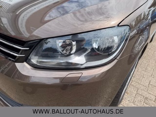 Volkswagen Touran Highline*2.HAND*KLIMA*NAVI*TEMPO*AHK*SHZ* - bilder 11