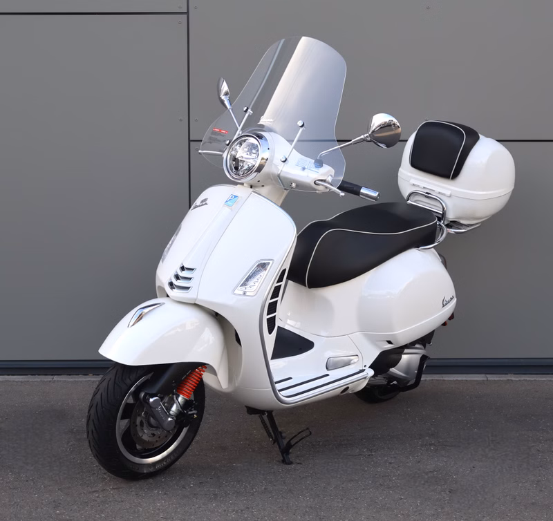 Vespa GTS 300 Super 290km/1.Hand/Topcase/Windschild