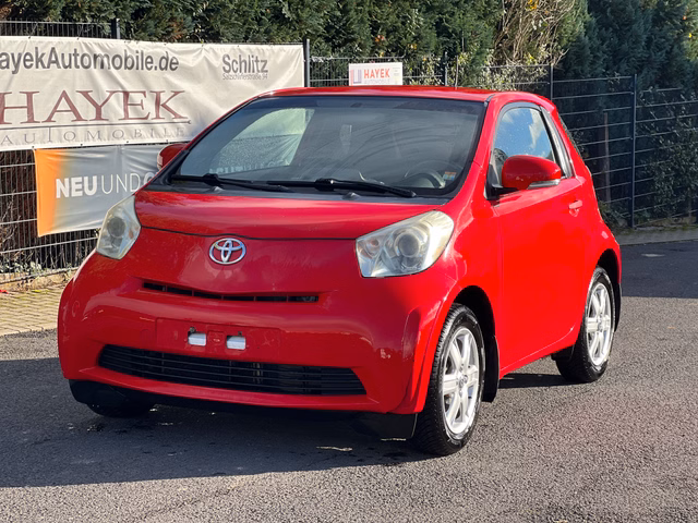 Toyota iQ Basis KLIMA ALU Lederlenkrad Used vehicle for sale | First registration 10/2010