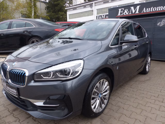 BMW 225 xe Luxury Line Automatik*ORG.40786KM*ALLRAD* - photo 1