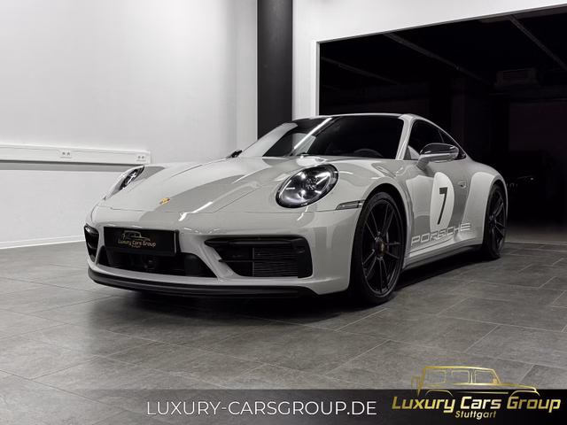 Porsche 911 Carrera GTS Lightweight-Exclus-2024-fullOpt Used vehicle for sale | First registration 04/2024