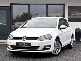 Volkswagen Golf VII ACC Navi Keyless Access Automatik Garantie Cup BMT