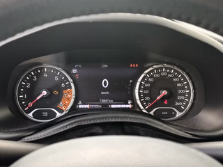 Jeep Renegade 1.3 T-GDI Automatik Limited Black-Pack - foto 17