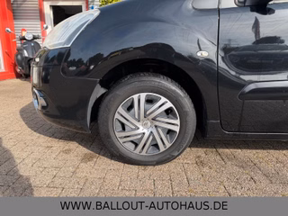 Citroën Berlingo Kombi Selection*AHK*TEMPO*PANO*NAVI*SHZ - foto 14