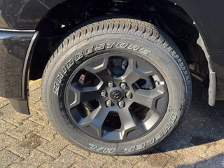 Dodge RAM 5.7 V8 Sport Modell 2026 + offizielles Fahrzeug - foto 13