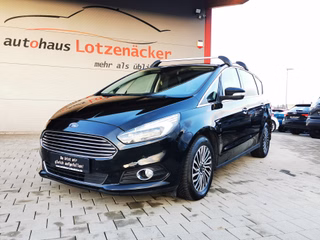 Ford S-MAX Titanium|2.HAND|AHK|KEYLESS|LED|NAV|AUTOMATIK Gebrauchtwagen Kaufen | EZ 09/2018 | Preis 15.990 €