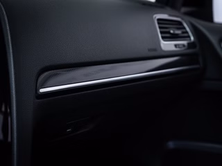 Volkswagen Golf VII 2.0 TDI Highline BI-XENON NAVI AHK SHZ - foto 13