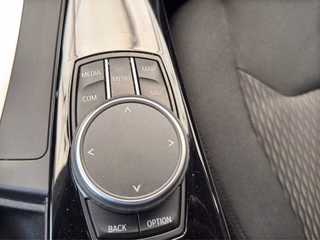 BMW 330 i Advantage Automatik Navi LED 2.Hd AHK - foto 9