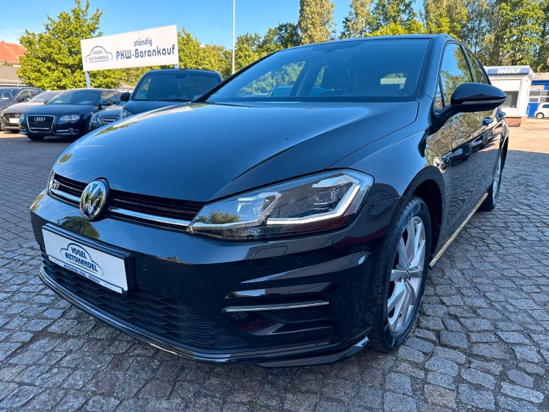 Volkswagen Golf VII Highline *R-LINE*LED*DSG*NAVI*SITZHZG*