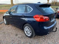 Daumennagel 5 - BMW 218 i Automatik