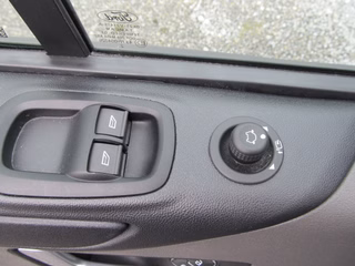 Ford Transit Custom 320 L1 Aut. Trend 9-Sitzer | 26.900 km | Klima v+h | Kamera - foto 22