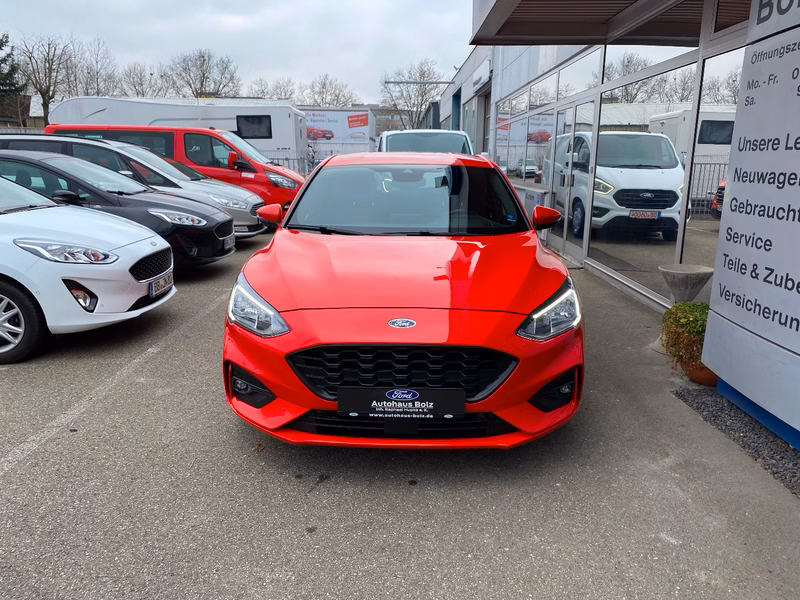 Ford Focus ST-Line - 182 PS - Styling Paket - Winter Paket - Top