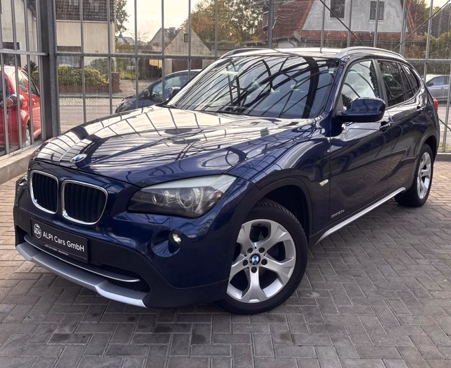 BMW X1 sDrive 20 d  SITZHEIZ./EINPARKHILFE - bilder 1