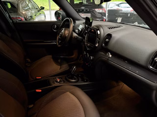 MINI One Countryman Aut. PDC SHZ USB Bluet Nav Tempom - photo 17