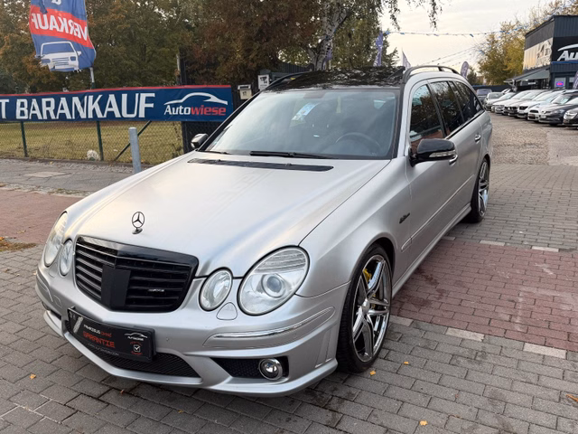 Mercedes-Benz E 63 AMG T-Modell*Keyless*Alcantara*Distronic* - foto 8