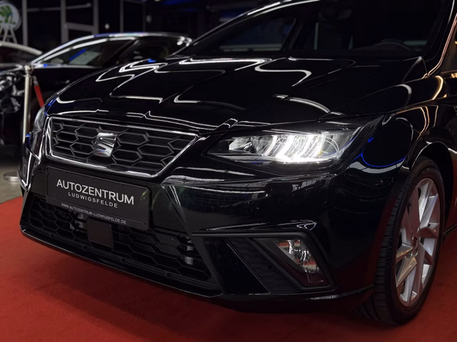 SEAT Ibiza FR-Line LED / LANE-ASSIT / TEMP / DSG / PDC / SHZ / START-STOP / - foto 7