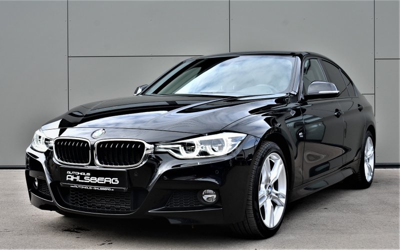 BMW 330d xDrive M Sportpaket Shadow /NAVI/LED/GSD/AHK/KEYLESS/KAMERA