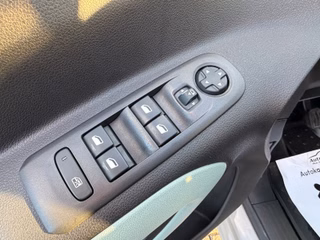 Citroën Berlingo SHINE XL*7Sitze*Navi*Kamera*Temp*PDC - foto 13