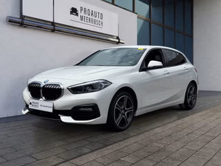BMW 118i Sport Line KAMERA/MSPORTLENKRAD/LEDER/18''