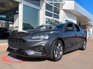 Ford Focus ST-Line/LED/Rfkamera/Key-Free/Head-up - bilder 1
