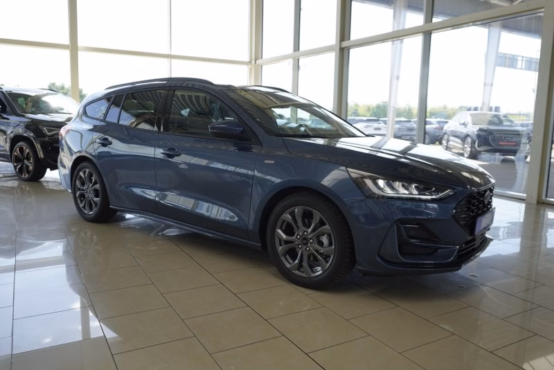 Ford Focus ST-Line X 1,5 115PS aAHK/Navi/Kamera/Winterp.   **