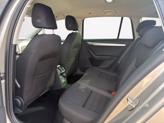 Skoda Octavia Combi 1.0 TSI Ambition DSG / LED / AHK / NAVI / KAMERA - foto 10