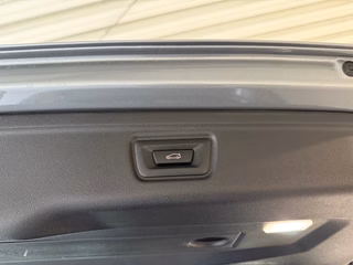 BMW 330 i xDrive M Sport Autom., LED Navi Kamera ACC - bilder 7