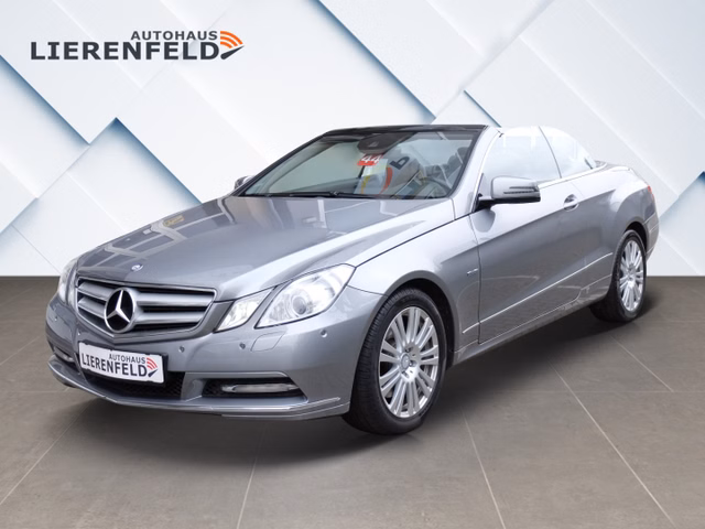 Mercedes-Benz E 350 CGI BlueEfficiency Cabrio Mercedes Scheckheft - фото 1
