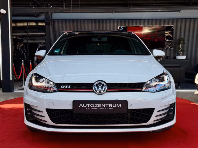 Volkswagen Golf VII Lim. GTI BMT SHZ/TEMP/PDC/MFL/BT - foto 1